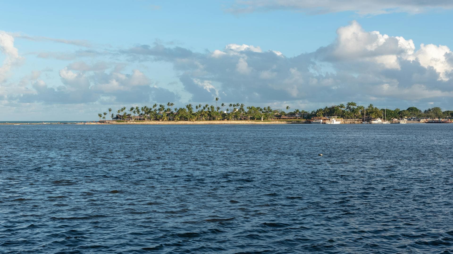 Baía de Todos os Santos: 500 anos de história na maior baía tropical do mundo